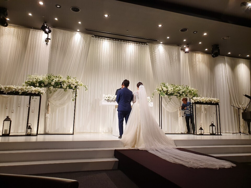 결혼을 축하드립니다