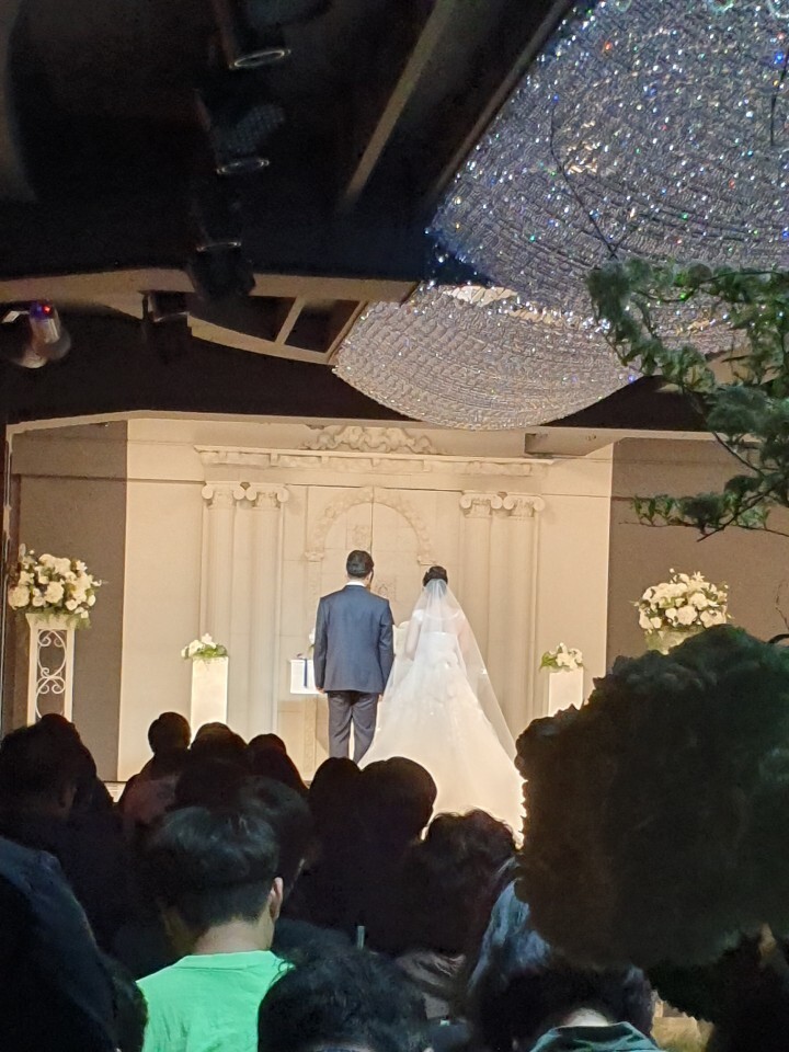 두분의 결혼을 축하합니다