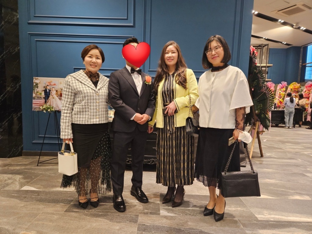 남북커플 결혼식장에서 신랑분과 함께